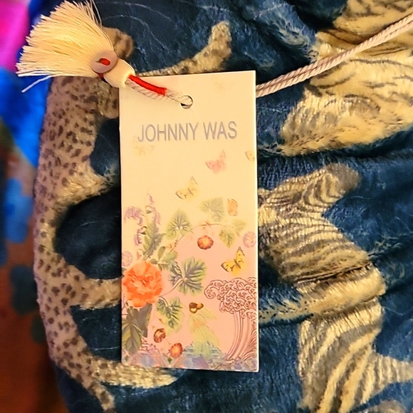 Johnny Was Tiger Dog Bed, S Extra Plush, Unique Tiger & Zebra Design, NWT - Picture 8 of 15